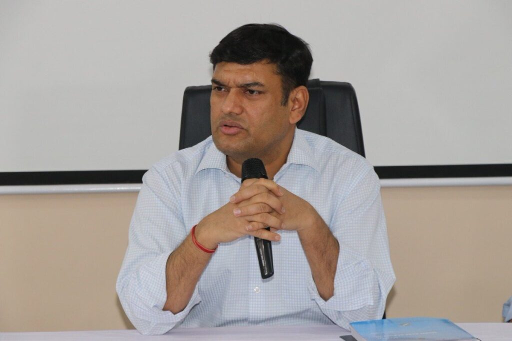IAS MANISH RANJAN