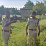 Bokaro : इस्पात विद्यालय के मैदान से शव बरामद, हत्या की आशंका