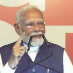 मोदी के विमान में