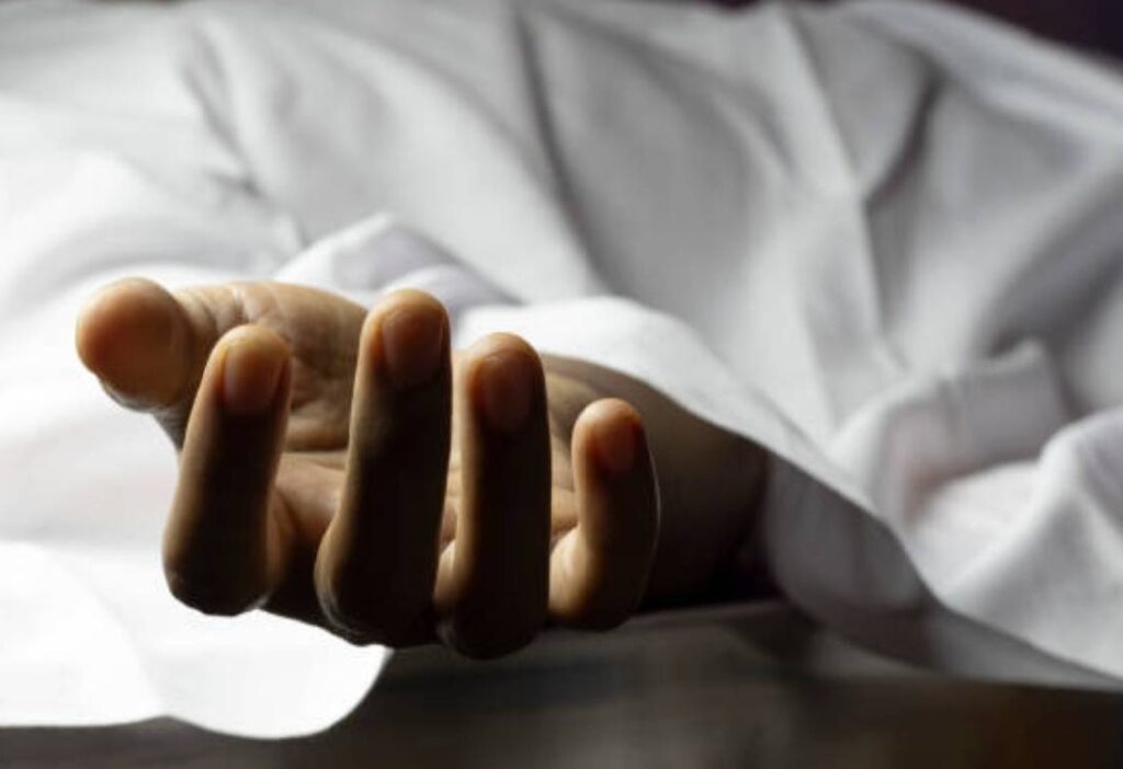 Ranchi Crime News: Half-burnt body of a disabled youth found in the forest of Ghaghra area, sensation in the area.