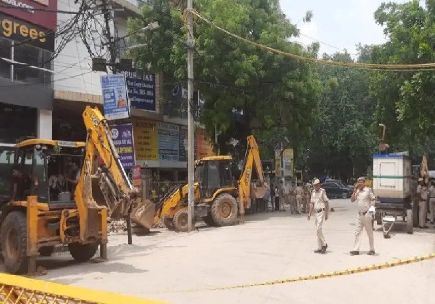 Delhi-Coaching-Accident-site