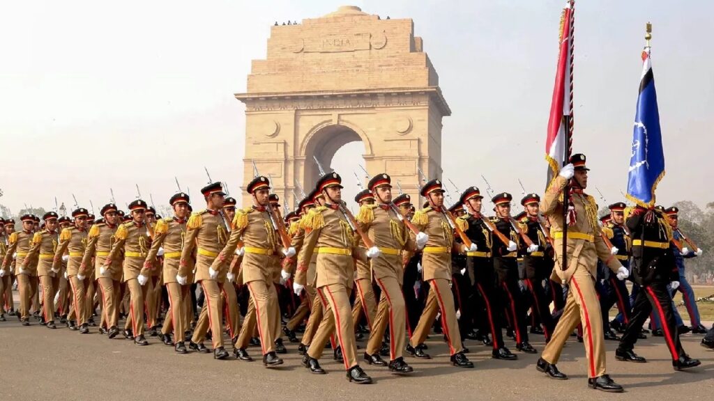 RED-fort-parade