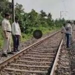 ट्रेन को उड़ाने