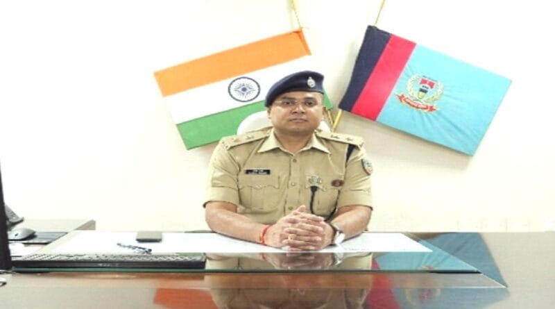 DURGA PUJA 2025: दुर्गा पूजा में कड़ी होगी झारखंड की सुरक्षा, सांप्रदायिक सौहार्द बिगाड़ने वालों पर होगी कड़ी कार्रवाई: रांची एसएसपी