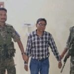 Revenue employee caught taking bribe, Hazaribagh ACB caught him red-handed