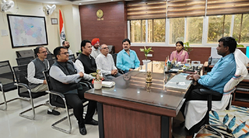 रांची के विकास पर बड़ा मंथन: डीसी से मिले झारखंड चैंबर ऑफ कॉमर्स के सदस्य, दिए अहम सुझाव