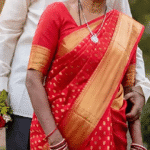 Oh my God...! When this grandmother fell in love, she stole her daughters-in-law's jewelry and ran away with her lover; now the family is running around from one police station to another – Viral News