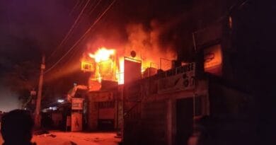 रांची के कांके रोड पर दुकान में लगी भीषण आग