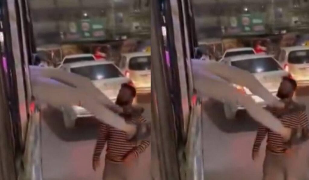 Viral Video Phone Snatching