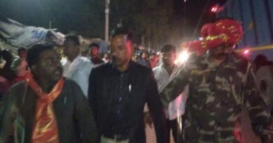 बड़ी खबर: ‘डिप्टी कलेक्टर’ बोर्ड लगी गाड़ी ने शिव बारातियों को मारी टक्कर, हिरासत में लिए गए निलंबित सीओ